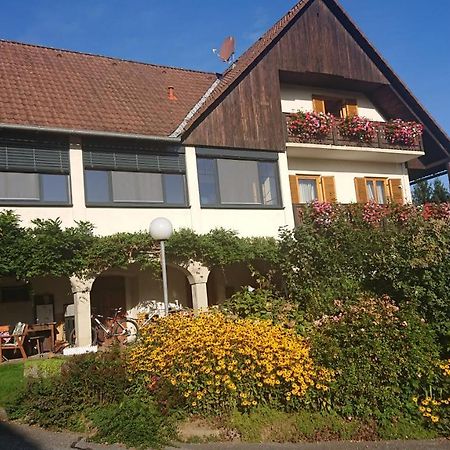 Gaestehaus Der Gamser Winzerstube Bad Gams ภายนอก รูปภาพ