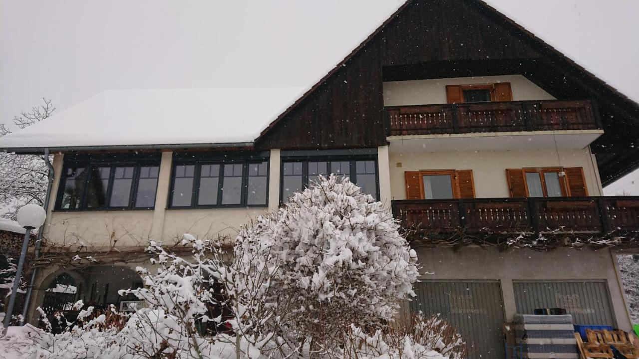 Gaestehaus Der Gamser Winzerstube Bad Gams ภายนอก รูปภาพ