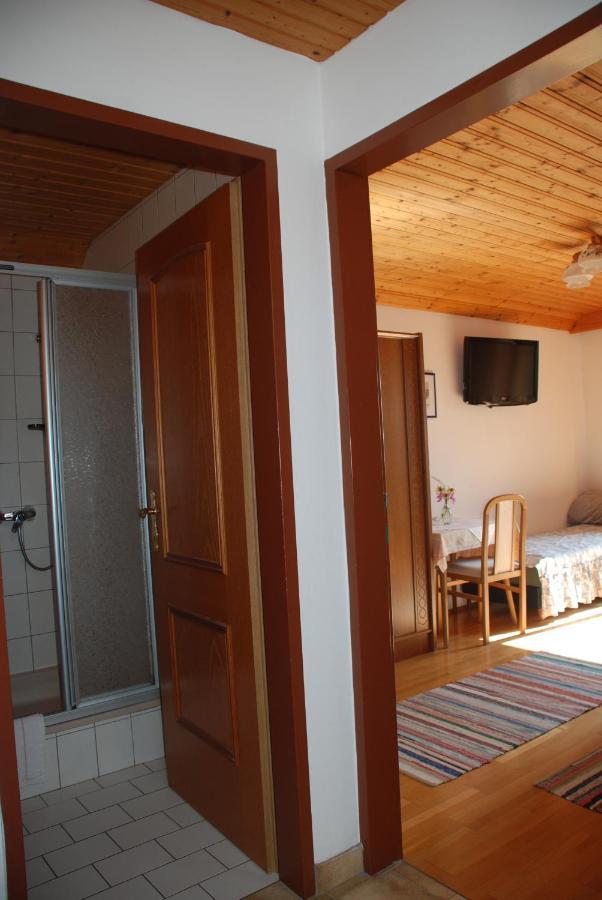 Gaestehaus Der Gamser Winzerstube Bad Gams ภายนอก รูปภาพ