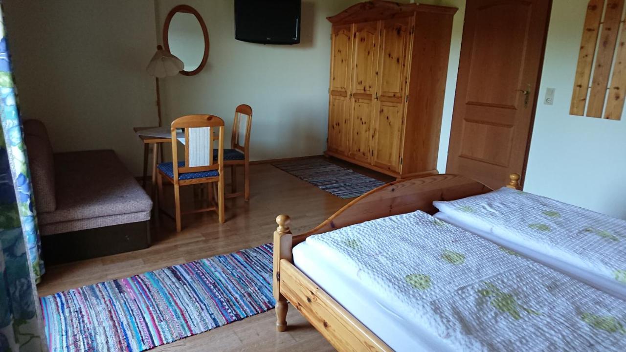 Gaestehaus Der Gamser Winzerstube Bad Gams ภายนอก รูปภาพ