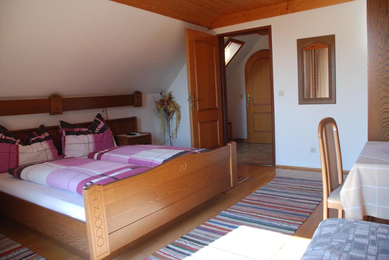 Gaestehaus Der Gamser Winzerstube Bad Gams ภายนอก รูปภาพ