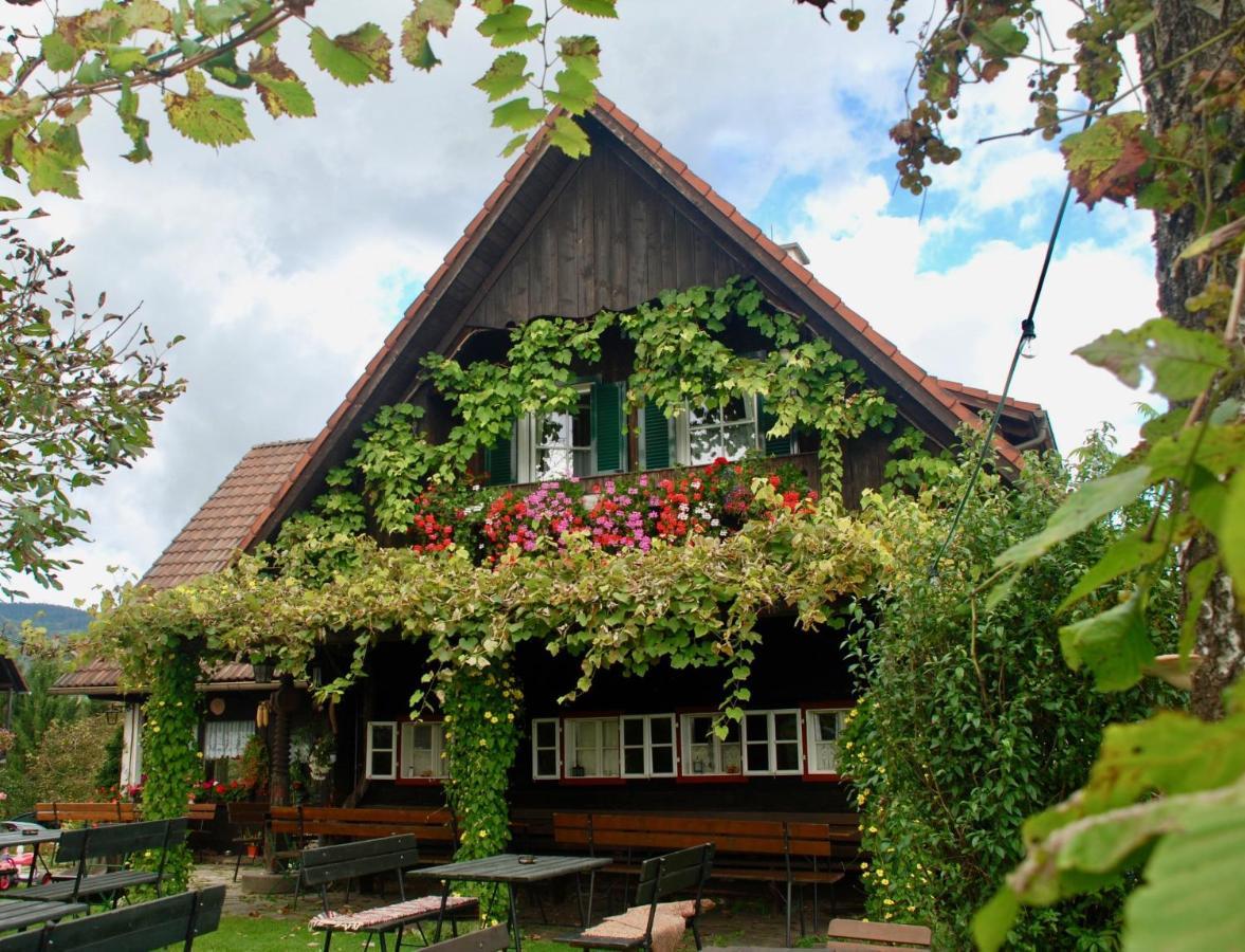 Gaestehaus Der Gamser Winzerstube Bad Gams ภายนอก รูปภาพ