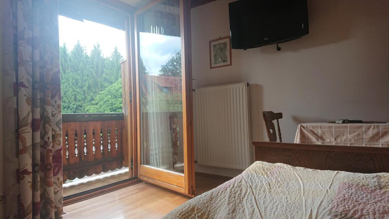 Gaestehaus Der Gamser Winzerstube Bad Gams ภายนอก รูปภาพ