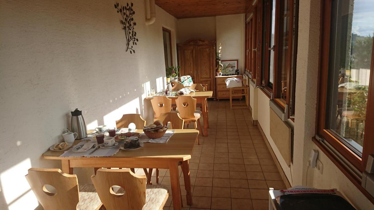 Gaestehaus Der Gamser Winzerstube Bad Gams ภายนอก รูปภาพ
